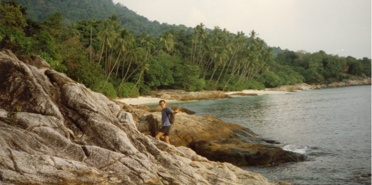 Coral-Bay-koraalbaai-Kercil-Perhentian-Islands-eilanden-tropisch-strand-zee-palmboom-Maleisië
