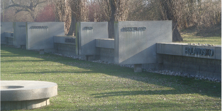 Theresienstadt-Terezin-Concentratieamp-Crematorium-Monument-Czech-Republic