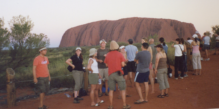 Uluru-Ayers-Rock-Australie-Outback-heilige-berg-Aboriginals-Tour