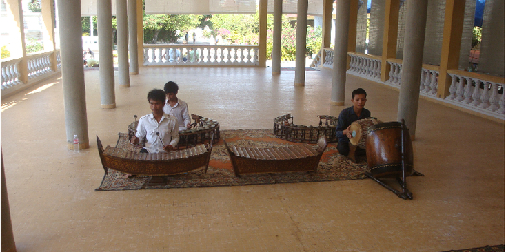 Phnom-Penh-Koninklijk-paleis-muziek-lokaal-Cambodja