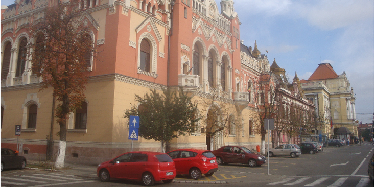 Oradea-Habsburg-architectuur-Roemenië-kerk-plein