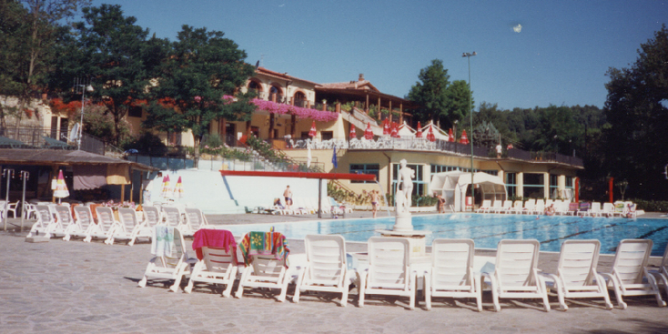 Michel-Angelo-Campeggio-camping-zwembad-Florence-Italië