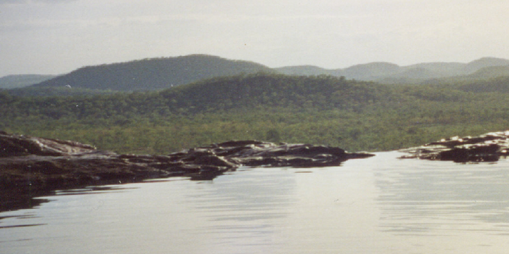 Maguk-Kakadu-Nationaal-park-waterval-Australië-uitzicht