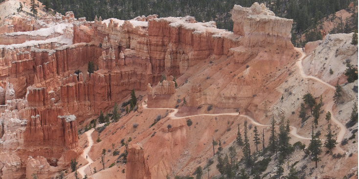 Bryce-Nationaal-Park-rode-kegels-Verenigde-Staten