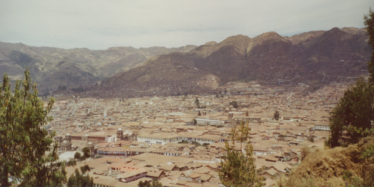 Cuzco-Peru-daken-dakpannen-bergen