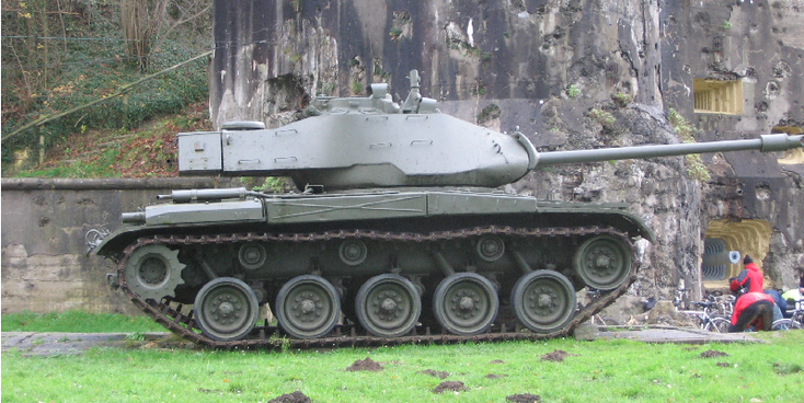 Eben-Emael-fort-WW2-tank-ingang-België