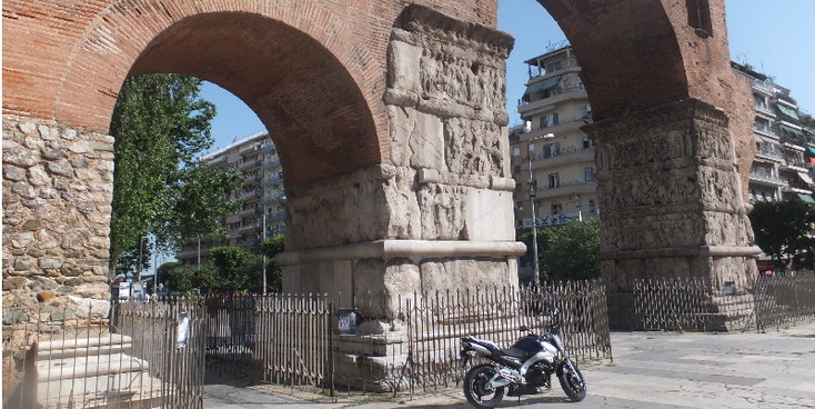 Thessaloniki-Ark-van-Galerius-Romeinse-Griekenland-ruïnes-stadswal