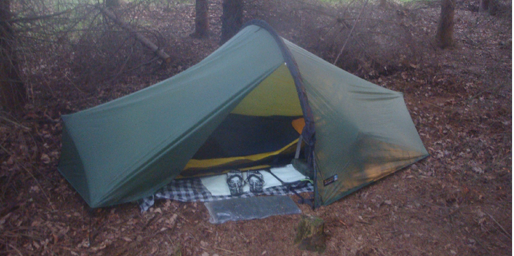 Fort-Hlucin-Darkoviche-Darkovichy-tent-wild-kamperen-Tsjechië