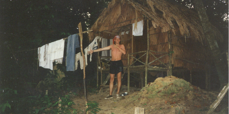 Perhentian-Islands-Coral-Bay-Kercil-koraalbaai-eilanden-tropisch-rieten-hut-Maleisië