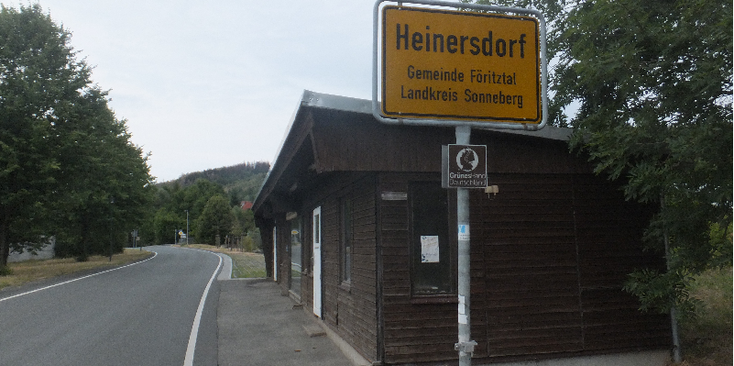 Heinersdorf-bord-huisje-gedenkstatte-muur-mauer-grens-DDR-BDR-koude-oorlog-Duitsland