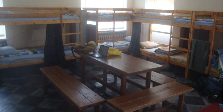 R-hostel-Kaunas-stapelbed-dormitory-slaapzaal-Litouwen