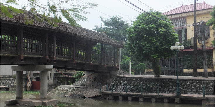 Phat-Diem-covered-bridge-brug-Vietnam