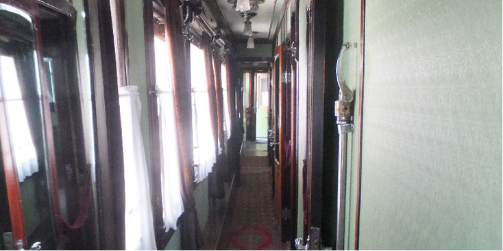 Gori-Stalin-wagon-hal-gang-Georgië