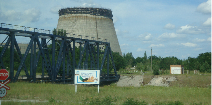 Tsjernobyl-tour-kernreactor-bus-Oekraïne