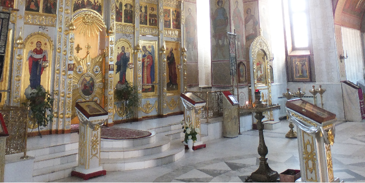 Prokhorovka-kerk-altaar-Rusland-Peter-en-Paul