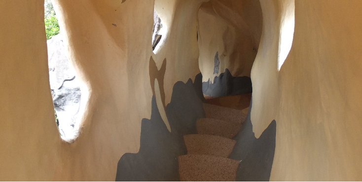 Dalat-Crazy-House-Hang-Nga-Art-Roof-Vietnam