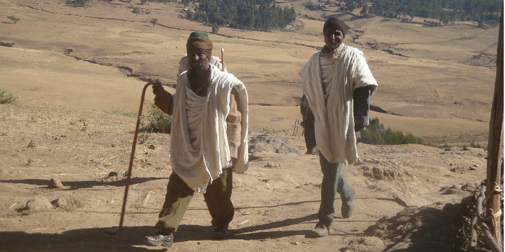 Simien-Nationaal-park-uitzicht-vallei-bergen-Ethiopië