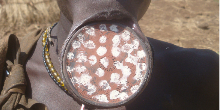 Omo-Valley-vallei-Mursi-asbak-stenen-Ethiopië-stam