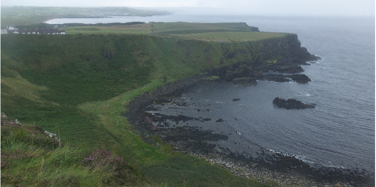 Giant's-Causeway-noord-Ierland-legende-rotsen-reus