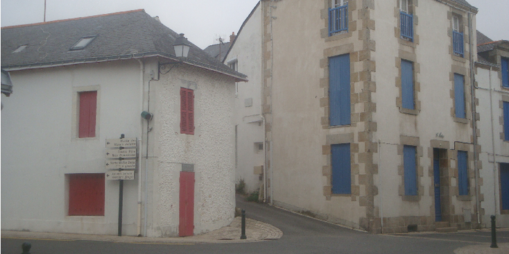 Batz-sur-Mer-gekleurde-Atlantische-Oceaan-kust-huizen-Frankrijk