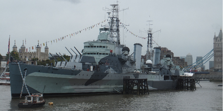 HSM-Belfast-oorlogs-schip-boot-fregat-Theems-Londen-Engeland-museum
