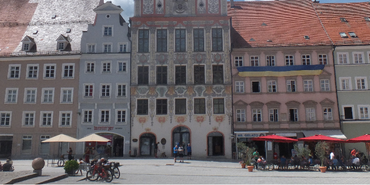 Landsberg-am-Lech-Marienbrunnen-platz-central-plein-Duitsland