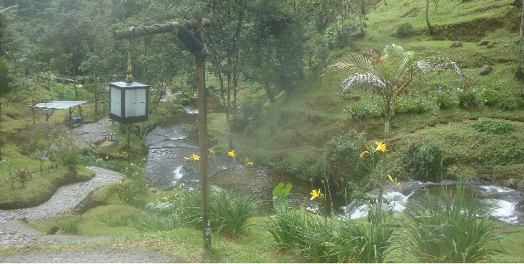 Thermales-de-Santa-Rosa-waterval-Colombia-warm-heet-water-tuin