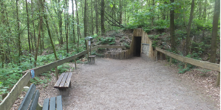 Diever-onderduikershol-WW2-gedenksteen-Drenthe-Nederland