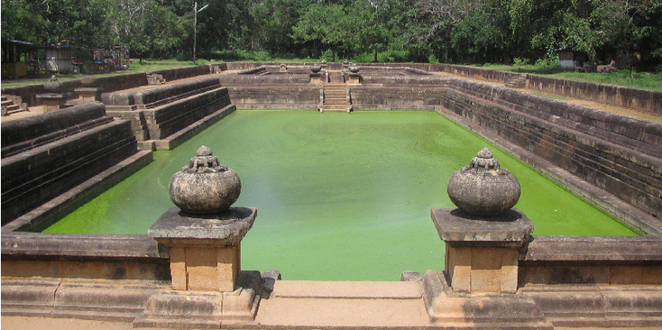 Anuradhapura-Kattum-pohura-twin-ponds-vijver-Koninkrijk-Sri-Lanka