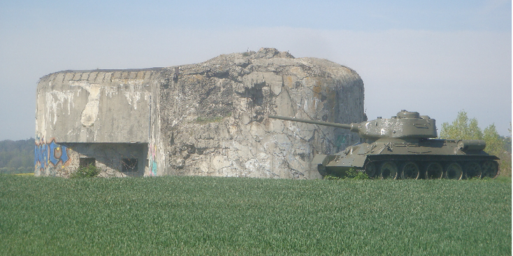 Darkoviche-tank-Tsjechië-bunker-fort-museum-verdedigingslinie-prikkeldraad