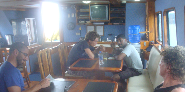 Galapagos-nationaal-park-Golondrina-tour-boot-Ecuador