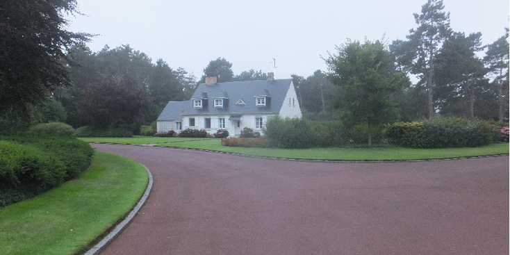 Colleville-sur-Mer-Amerikaanse-begraafplaats-Normandië-Frankrijk-witte-kruizen
