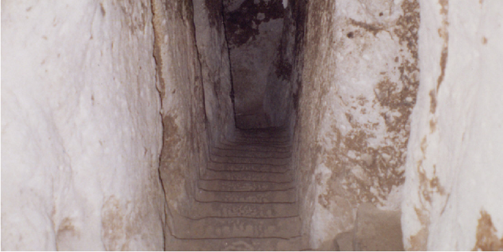 Derinkuyu-ondergrondse-stad-Cappadocië-Goreme-tunnel-trappen-Turkije