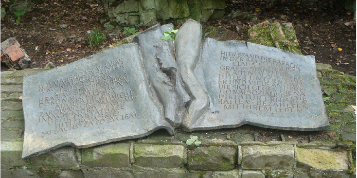 Wolfschanze-hoofdkwartier-Hitler-monument-gedenkteken-Stauffenberg-aanslag-Polen