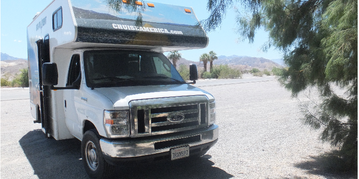 Furnace-Creek-picknick-camper-Death-Valley-Californië-Verenigde-Staten