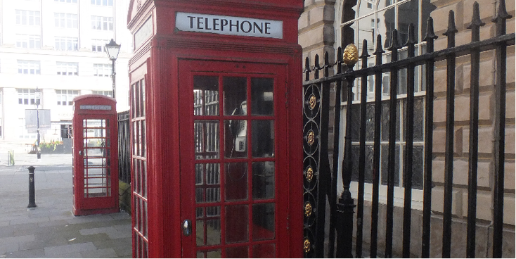 Liverpool-telefooncel-Telephone-box-rood-Engeland
