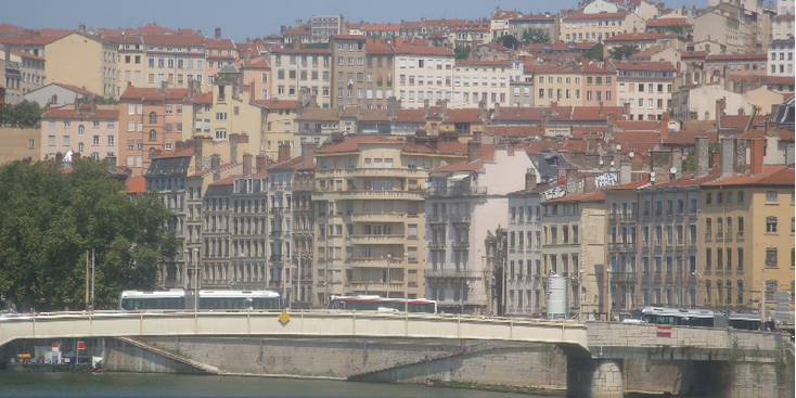 Lyon-Frankrijk-Romeinse-stad-plein-kasteel-Rhone