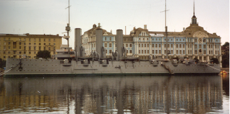 Aurora-Sint-Petersburg-boot-Rusland