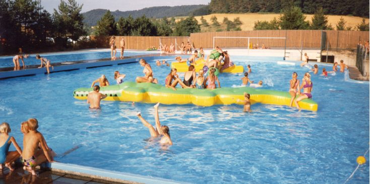Nommern-camping-zwembad-Luxemburg