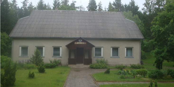 Zemaitija-parkhuisje-Plokstine-Plateliai-guesthouse-hostel-Litouwen
