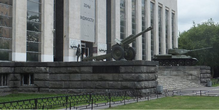 Moskou-artillerie-museum-kanon-tank-Rusland