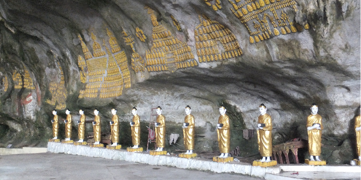 Saddar-grot-Boeddha-Hpa-An-Myanmar-Birma