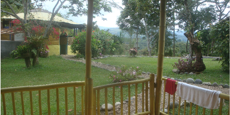 San-Augustin-Colombia-Finca-El-Maco-beelden-indianen-gezichten-rots-steen-uitgehakt-steenhouwen-