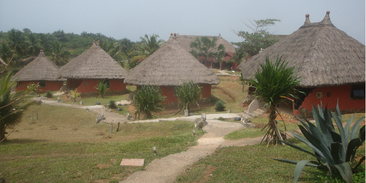 Axim-Ghana-Beach-Hotel-Hut