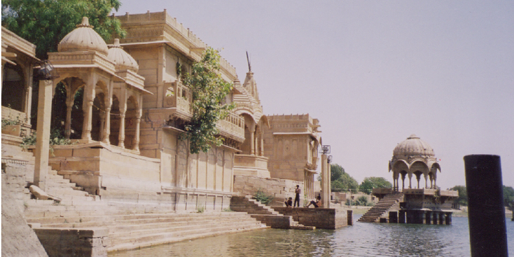 Jaisalmer-Gadi-Sagar-ghat-was-meer-water-Rajasthan-India
