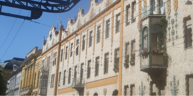 Szeged-Deutsche-paleis-gevels-Art-Nouveau-Jugendstill-Hongarije