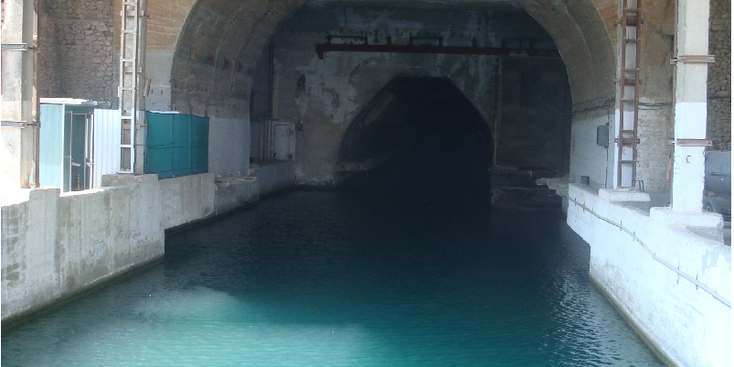 Balaklava-geheime-nucleaire-onderzeeboot-haven-tunnel-Krim-Oekraïne