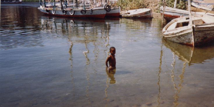 Elephantine-olifanten-eiland-Nubisch-dorp-tekeningen-op-huizen-muur-Aswan-Egypte