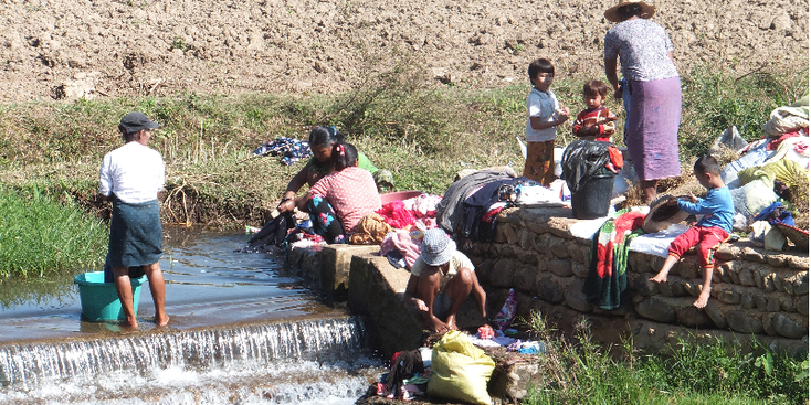Hsipaw-was-stroom-water-rivier-Myanmar