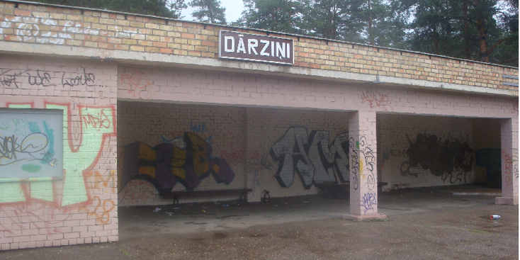 Darzini-Salaspils-Kurtenhof-station-trein-Letland